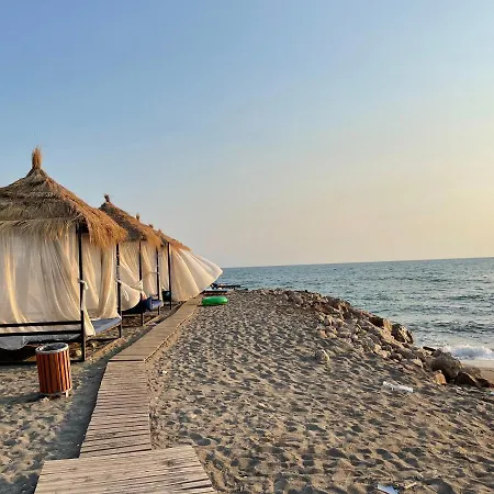 דירה Beach House Rana E Hedhun